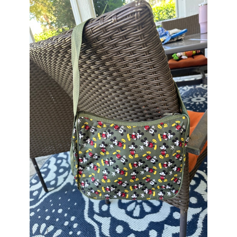 Disney Mickey Mouse Crossbody Shoulder Bag Green‎ Cartoon Adjustable Strap EUC